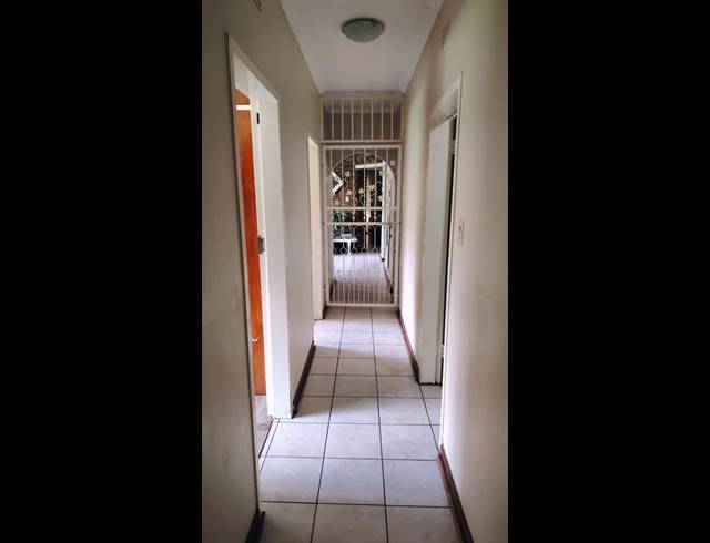 3 BEDROOM HOUSE TO LET IN VANDERBIJLPARK SE 6